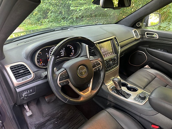 Jeep Grand Cherokee 4 of 5