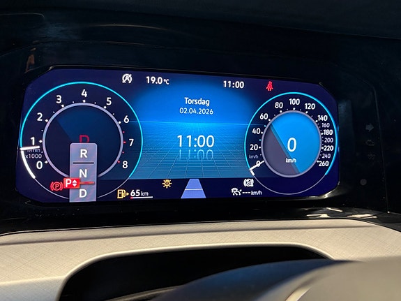 Volkswagen Golf VIII 15 of 16