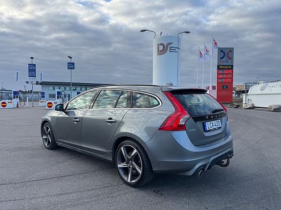 Volvo V60 7 of 20