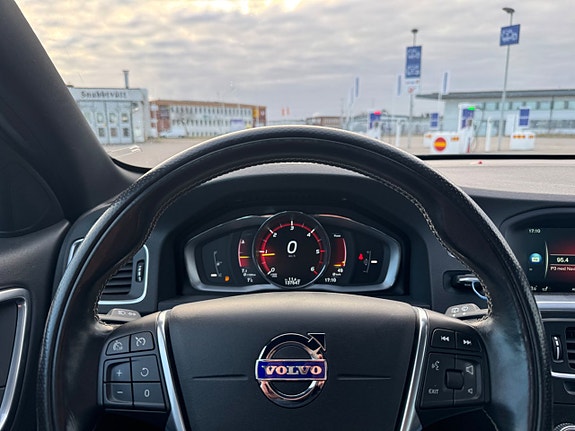 Volvo V60 16 of 20