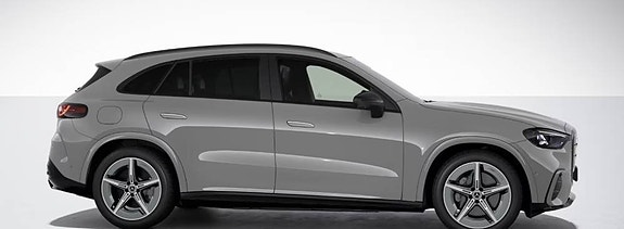 Mercedes-Benz GLC400 2 of 4