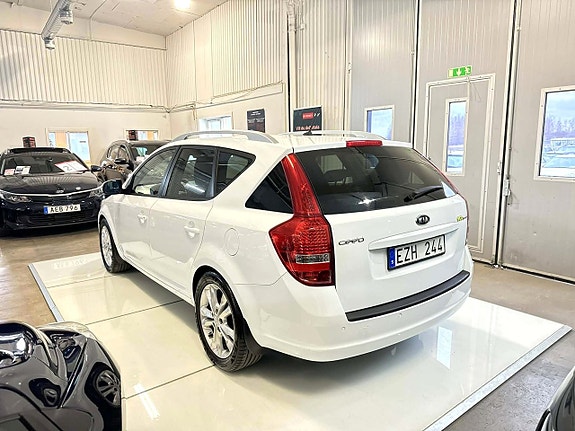 Kia Ceed 5 of 12