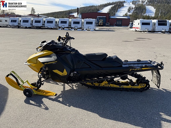 Ski-Doo Summit NEO + -23 5 of 6
