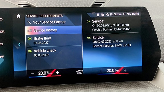 BMW iX1 19 of 26