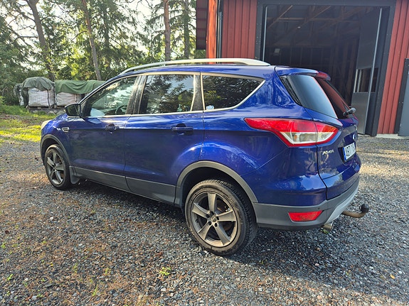 Ford Kuga 3 of 5