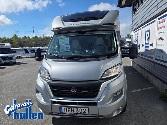 Adria Matrix Supreme 670 DL (AC/Cykleställ/Gasolugn/180hk) 4 of 27