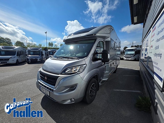 Adria Matrix Supreme 670 DL (AC/Cykleställ/Gasolugn/180hk) 5 of 27