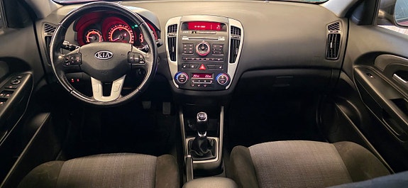 Kia Ceed 5 of 7