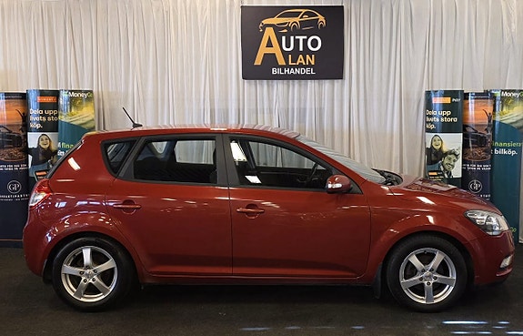 Kia Ceed 4 of 7