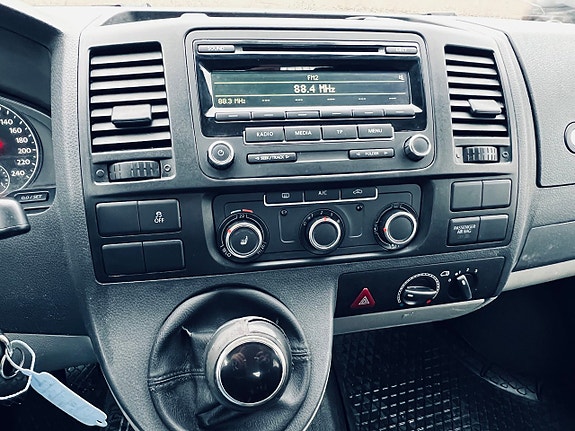 Volkswagen Transporter 14 of 17