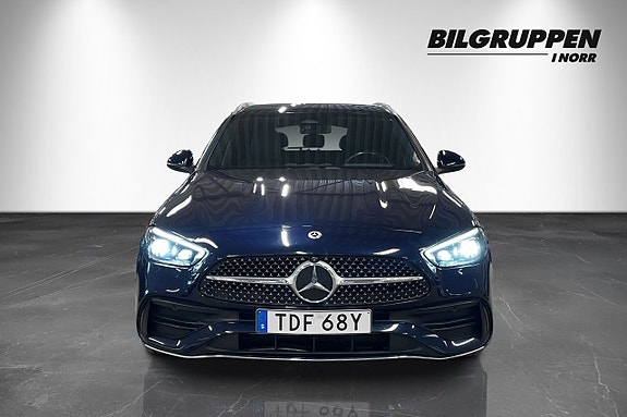 Mercedes-Benz C300 3 of 5