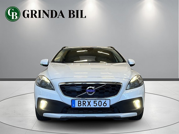Volvo V40 Cross Country 5 of 5
