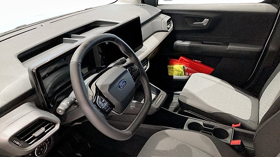 Ford E-Courier 4 of 5