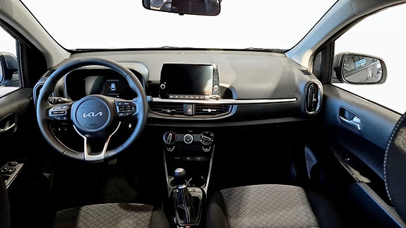 Kia Picanto 10 of 12
