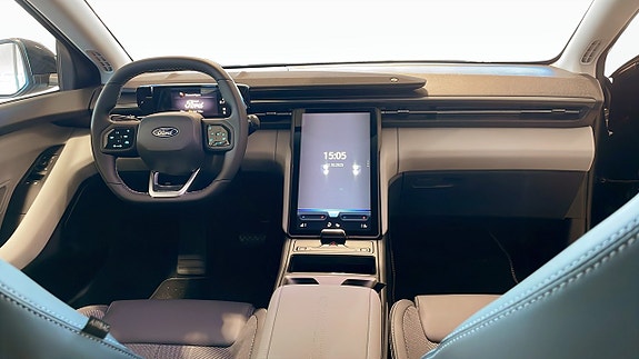 Ford Explorer 4 of 14