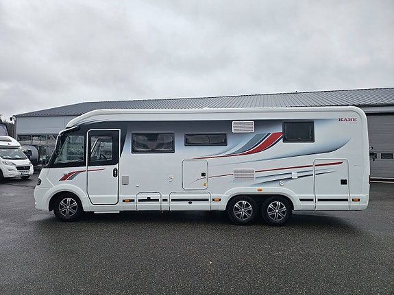 Kabe Travelmaster Crown 810 LQB MERCEDES-CHASSI 170 Hk Hydrauliska Stödben 4 of 26