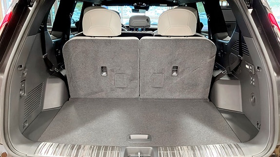 Kia EV9 13 of 13