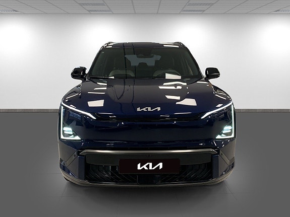 Kia EV5 2 of 5