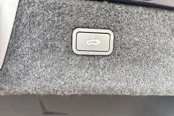 Polestar 4 17 of 17