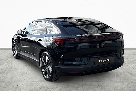 Polestar 4 7 of 17