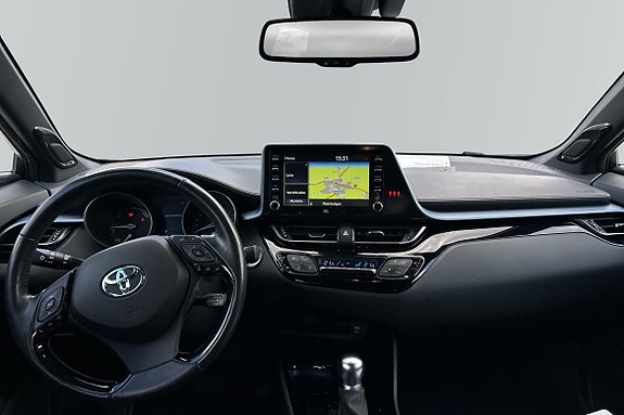 Toyota C-HR 5 of 9