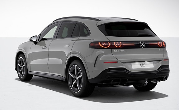 Mercedes-Benz GLC400 3 of 5