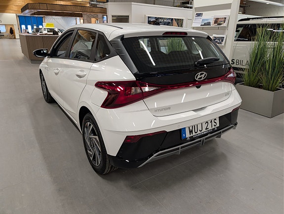 Hyundai i20 3 of 5