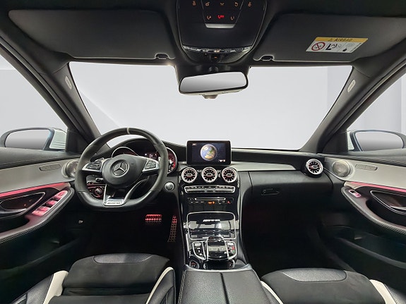 Mercedes-Benz C63 10 of 20