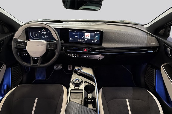 Kia EV6 7 of 19