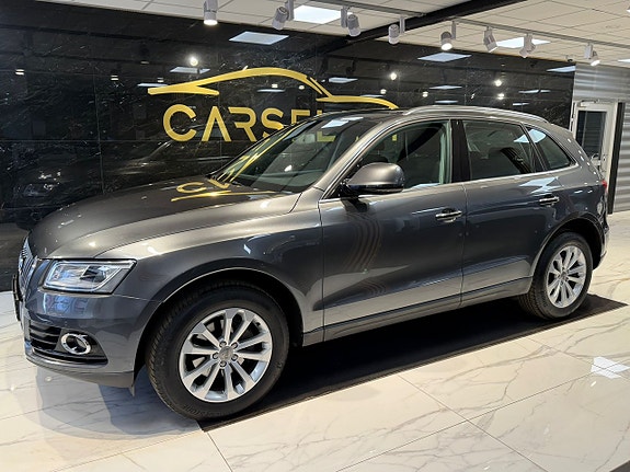 Audi Q5 2 of 5
