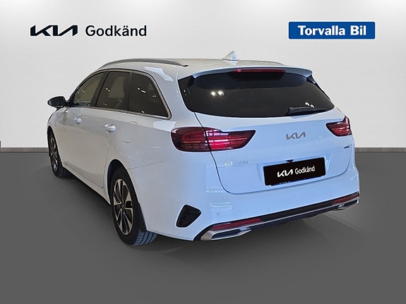 Kia Ceed 7 of 15