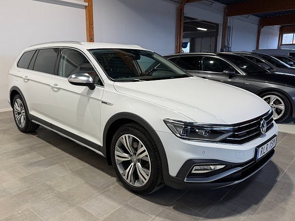 Volkswagen Passat Alltrack 6 of 24