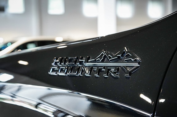 Chevrolet Silverado EV 11 of 30