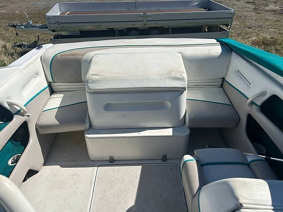 Chris Craft 21 Concept & Volvo Penta 305  V8 sötvatten körd 8 of 8