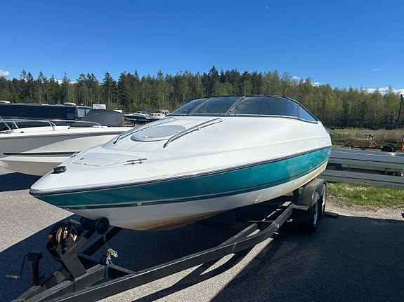 Chris Craft 21 Concept & Volvo Penta 305  V8 sötvatten körd 2 of 5
