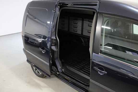 Volkswagen Caddy Maxi 9 of 15