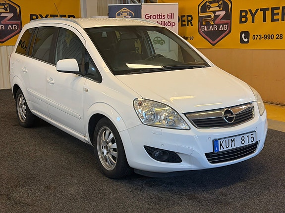 Opel Zafira 2 of 5