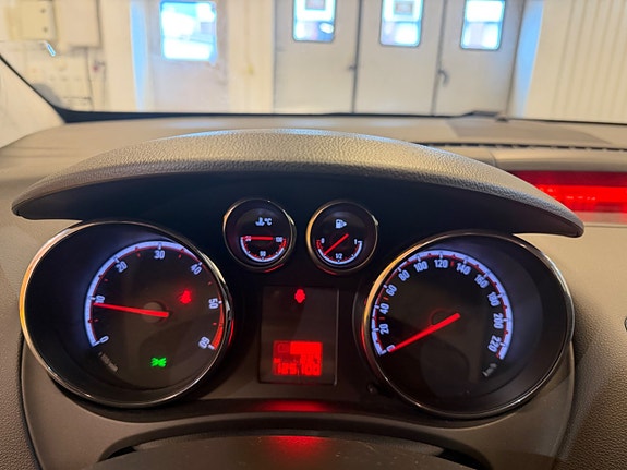 Opel Meriva 9 of 13