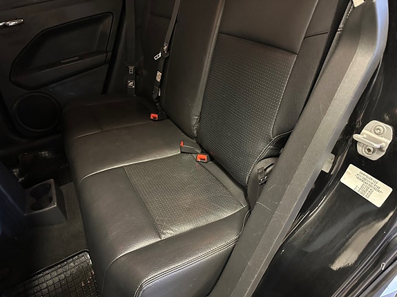 Dodge Caliber 13 of 14