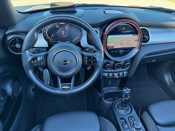 MINI John Cooper Works 9 of 12