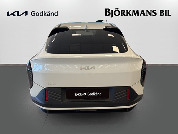 Kia EV4 5 of 22