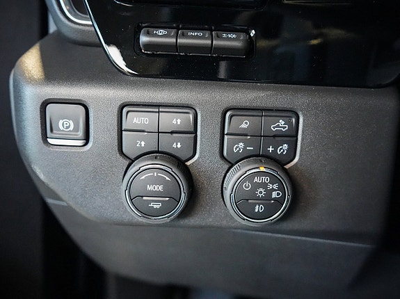 Chevrolet Silverado EV 19 of 30