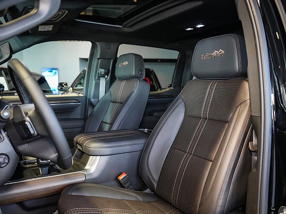 Chevrolet Silverado EV 15 of 30