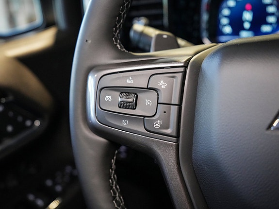Chevrolet Silverado EV 23 of 30