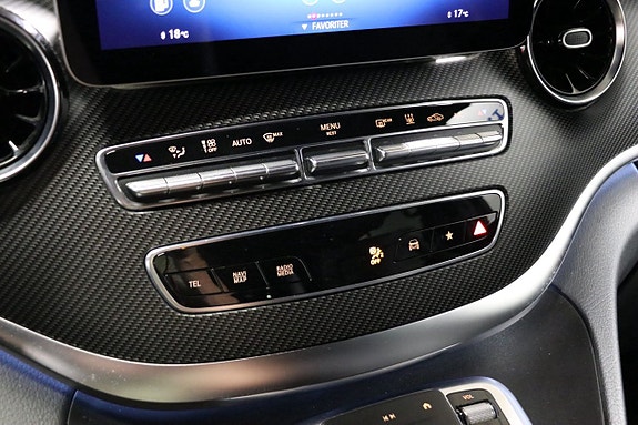 Mercedes-Benz V300 d 16 of 22