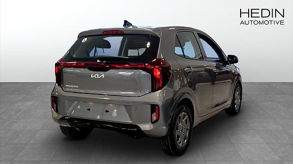 Kia Picanto 2 of 9