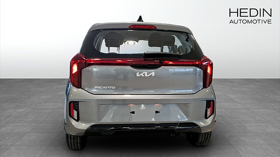 Kia Picanto 7 of 9