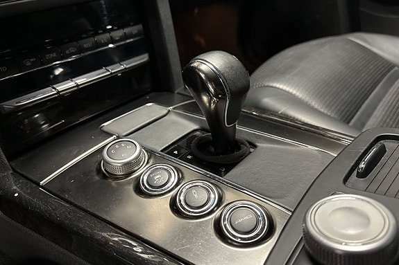 Mercedes-Benz E63 23 of 30