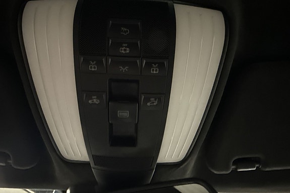 Mercedes-Benz E63 24 of 30