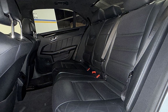 Mercedes-Benz E63 14 of 30